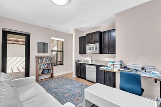 3351 NW 82nd Way in Pembroke Pines, FL - Building Photo - Building Photo