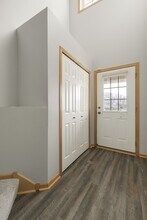 5030 Fountain Ln N in Plymouth, MN - Building Photo - Building Photo