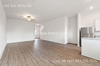 406 Sol Vis Dr in Dundee, FL - Building Photo - Building Photo