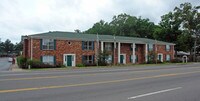 Building Photo - Colonial Parc Apartments in Little Rock, Arkansas