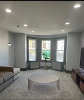 5902 Lansdowne Ave, Unit 2nd floor in Philadelphia, PA - Building Photo