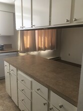 4162 Marian Ct in Klamath Falls, OR - Foto de edificio - Building Photo