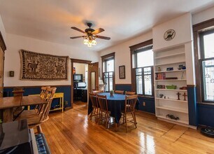 541 W Wrightwood Ave, Unit #2N in Chicago, IL - Building Photo - Building Photo