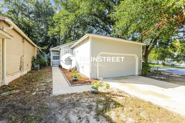 548 Portland Cir