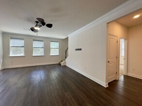 2436 Monarch Way in Bel Air, MD - Building Photo - Building Photo