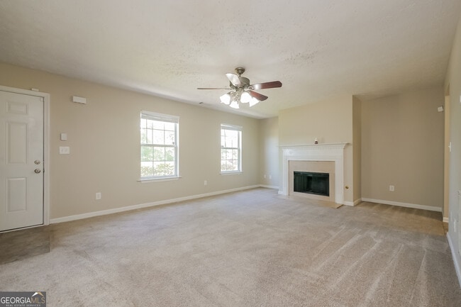 2703 Holly Berry Dr in Ellenwood, GA - Building Photo - Building Photo