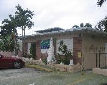 Bank Foreclosure in Fort Lauderdale, FL - Building Photo