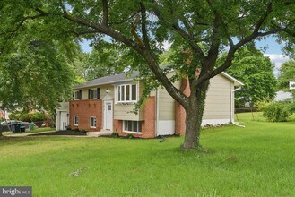 1814 Ironton Dr in Oxon Hill, MD - Building Photo - Building Photo
