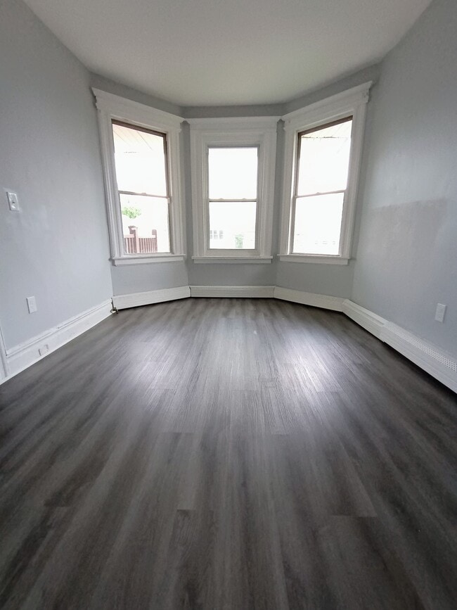 169 Johnson Ave in Newark, NJ - Building Photo - Building Photo