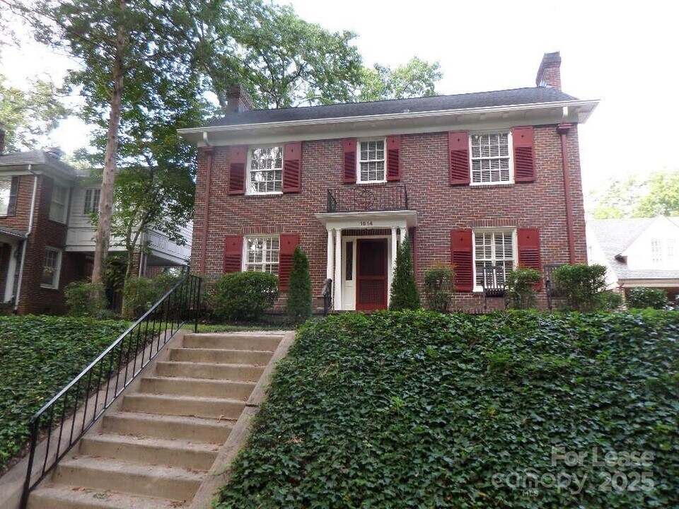 1614 Dilworth Rd E in Charlotte, NC - Building Photo
