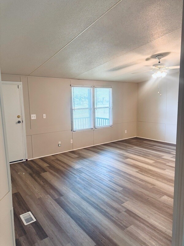 139 Auburn St in Fayetteville, NC - Building Photo - Building Photo