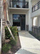 8300 Cleary Blvd in Plantation, FL - Building Photo - Building Photo