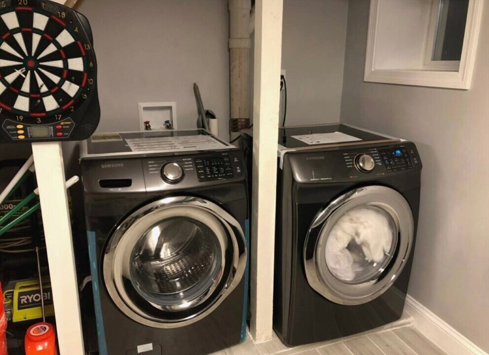 66 Bolton St, Unit 1 in Boston, MA - Building Photo
