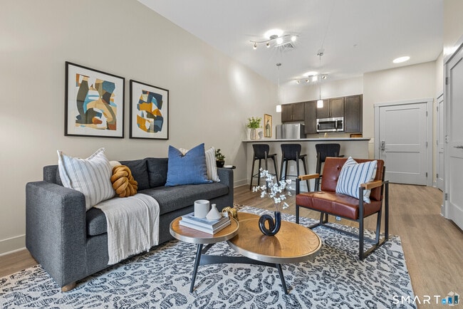 85 Marlborough St in Portland, CT - Foto de edificio - Building Photo