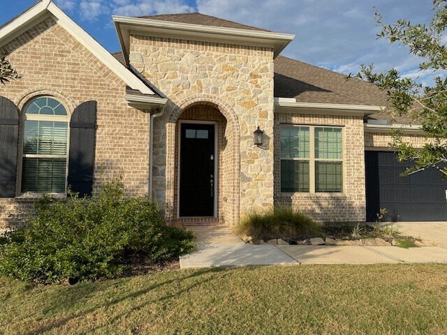 5831 Turquoise Hl Ln in Richmond, TX - Foto de edificio - Building Photo