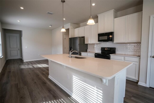 8606 Bonfire Wy in Parrish, FL - Building Photo - Building Photo