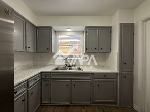 4103 Family Tree Dr in San Antonio, TX - Building Photo - Building Photo