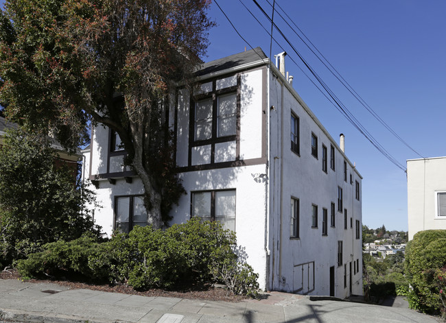 1021 Warfield Ave in Oakland, CA - Building Photo - Building Photo