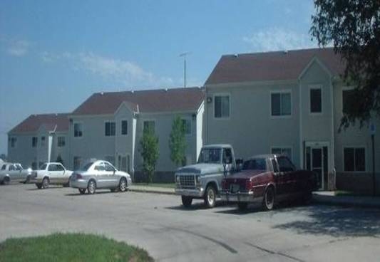 Burbank Apartment in Falls City, NE - Building Photo