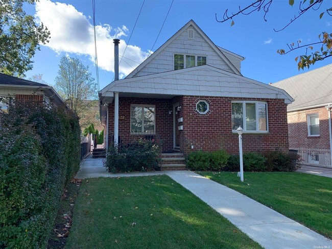 property at 35-32-35209 209th St