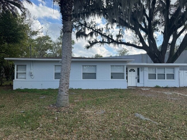 property at 3828 Rosetree Dr