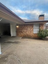 2725 Petersburg Dr in Arlington, TX - Building Photo - Building Photo