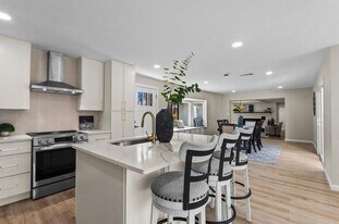 2155 Hickory Trce in Mabank, TX - Building Photo