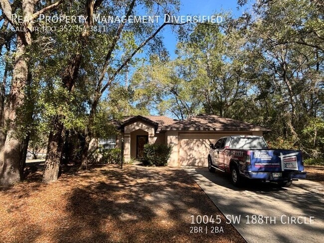 10045 SW 188th Cir