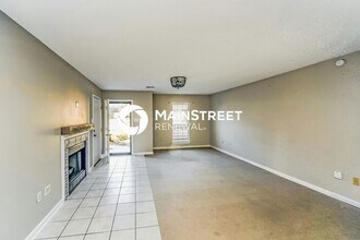 7877 Bentwood Cir in Memphis, TN - Building Photo - Building Photo