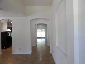 2835 Running Brook Cir in Kissimmee, FL - Building Photo - Building Photo