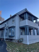 53 Asbury St in Rochester, NY - Foto de edificio - Building Photo