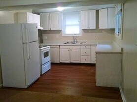 9525 Booth Ave in Kansas City, MO - Building Photo