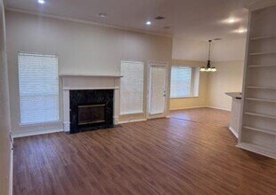 1849 Hemingway Dr in Edmond, OK - Building Photo - Building Photo