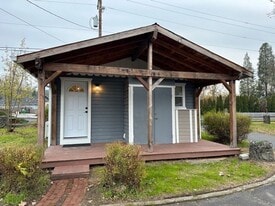 2632 New Hope Rd in Grants Pass, OR - Building Photo