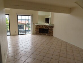 6948 Camino Degrazia in San Diego, CA - Building Photo - Building Photo
