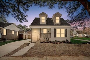 2412 Jackson Blvd in Chalmette, LA - Building Photo