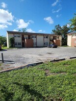 2510 Central Ave in Ft. Myers, FL - Building Photo