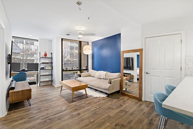 99 Montgomery St-Unit -2B / 202 in Jersey City, NJ - Building Photo - Building Photo