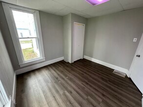 417 S Council St in Muncie, IN - Foto de edificio - Building Photo