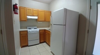 3331 Ranch Rd 12 in San Marcos, TX - Foto de edificio - Building Photo