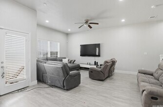 164 Ave Ventana in San Antonio, TX - Foto de edificio - Building Photo