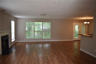 610 Durham Ridge Dr NW in Lilburn, GA - Building Photo - Building Photo