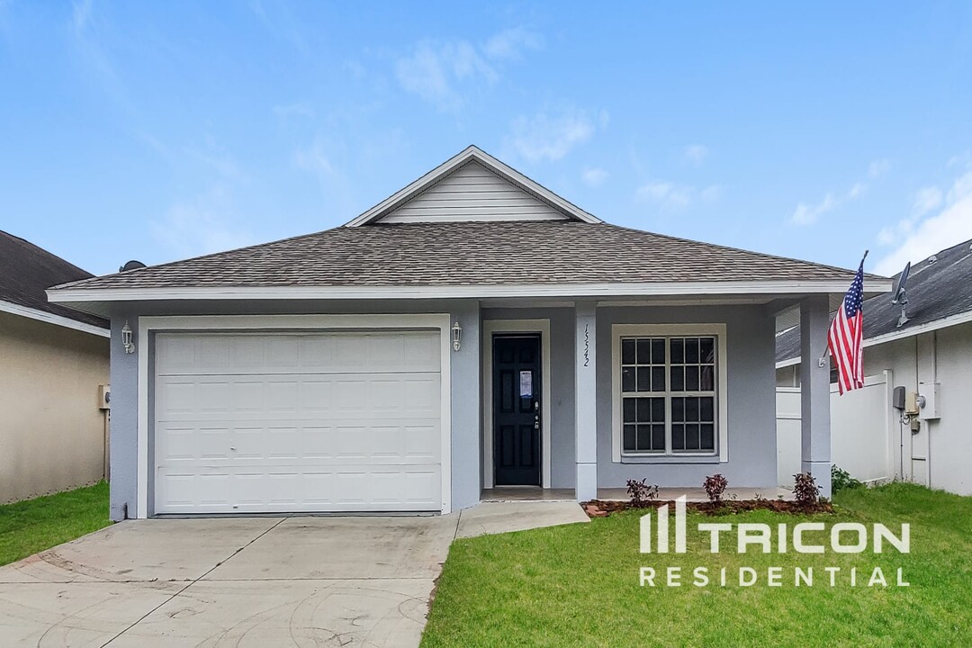 15542 Florida Breeze Loop in Wimauma, FL - Building Photo