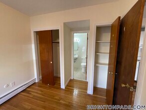164 N Beacon St in Boston, MA - Building Photo - Building Photo