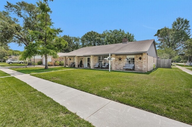 property at 4735 Lost Oak Dr