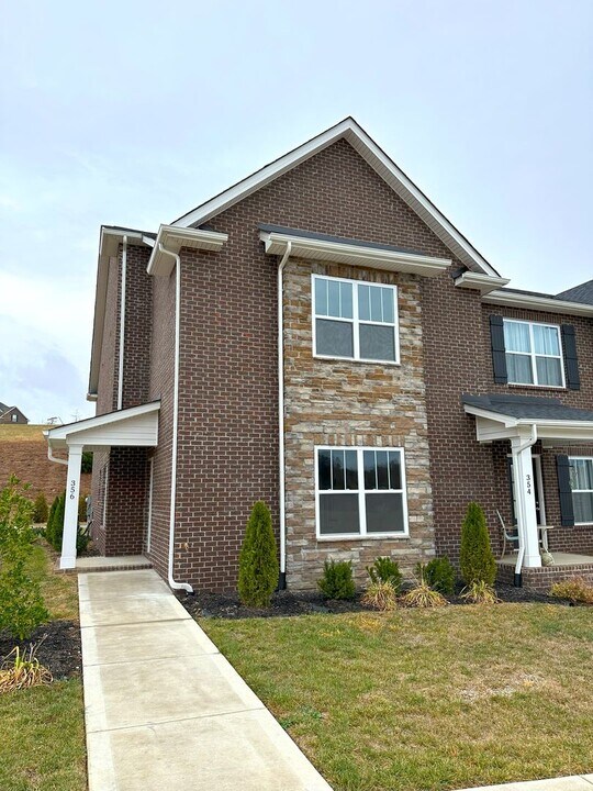 356 Broadberry Ave in Kingston, TN - Building Photo
