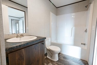 3660 S Lapeer Rd in Metamora, MI - Building Photo - Building Photo