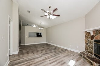 2658 Malibu Cir in Orange Park, FL - Building Photo - Building Photo