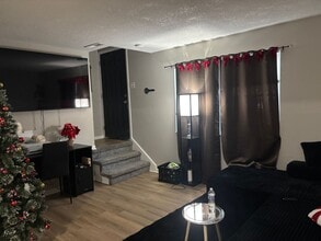 807 Washington Ave in Columbia, MO - Building Photo - Building Photo