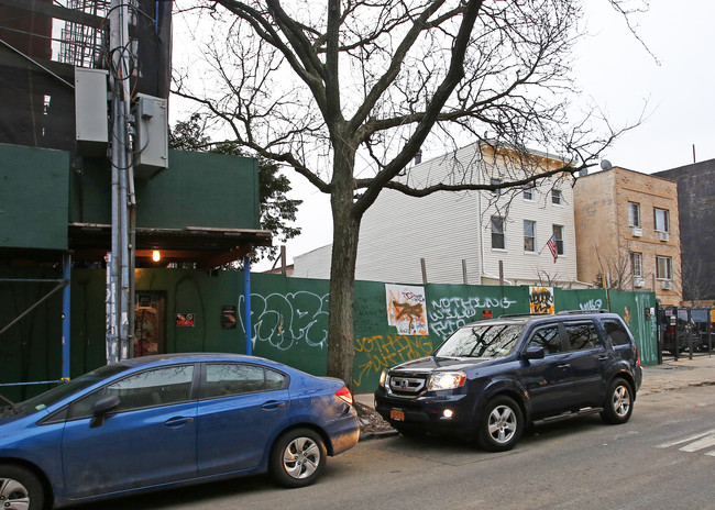 28 Jefferson St in Brooklyn, NY - Building Photo - Building Photo